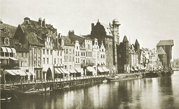 Rozmiar: 15044 bajtów